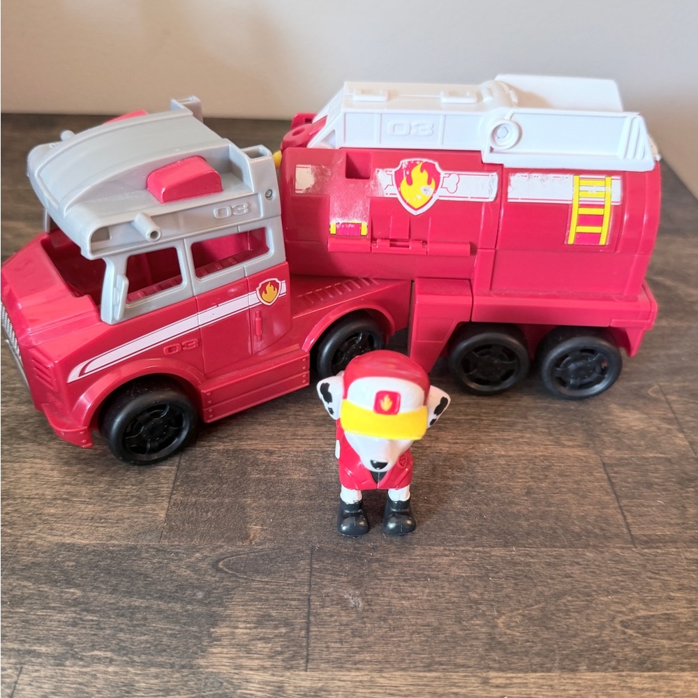 Paw Patrol Marshall Big Rig Truck & Chase truck (no Chase figure)
